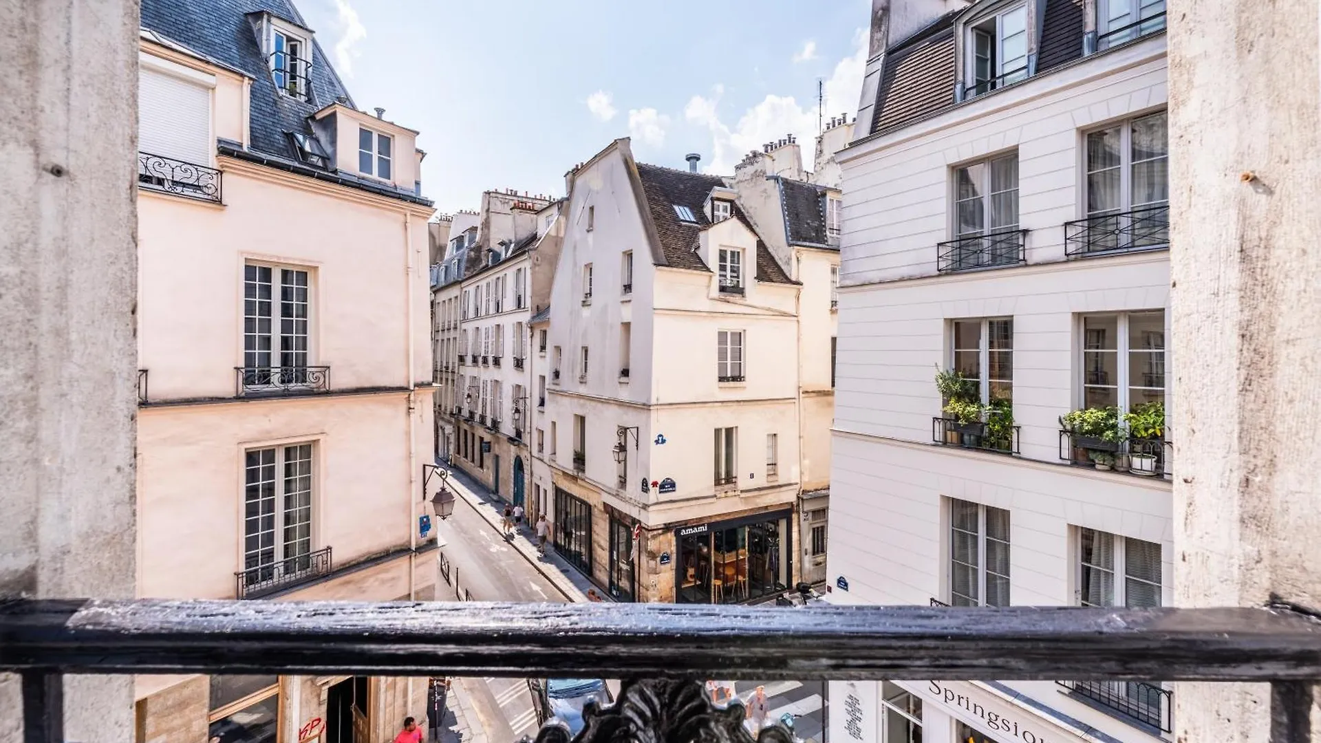 Le Chic Marais Parisien Apartment Paris